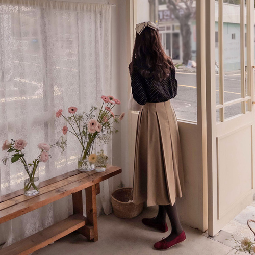 [特価15%★限定数量][ベスト特価1万ウォン割引] <FONT color=#5a3954>MADE LIN</font>ロイカード シュガープリーツシーズン起毛エッジフィット フルスカート[size:S,M]