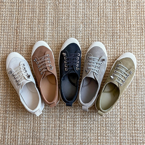 【柔軟で長くても楽しい】キュービックホール発楽なスエードスリップオンシューズ