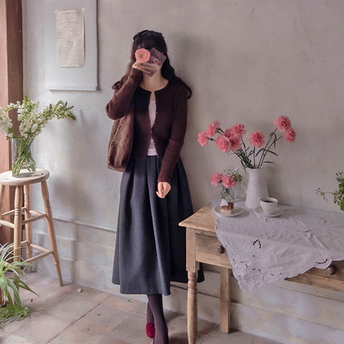 [ベスト特価4千ウォン割引] <FONT color=#5a3954>MADE LIN</font>ドアール ラウンドネック ゴルジストラップ カーディガン[size:F(55～66)]