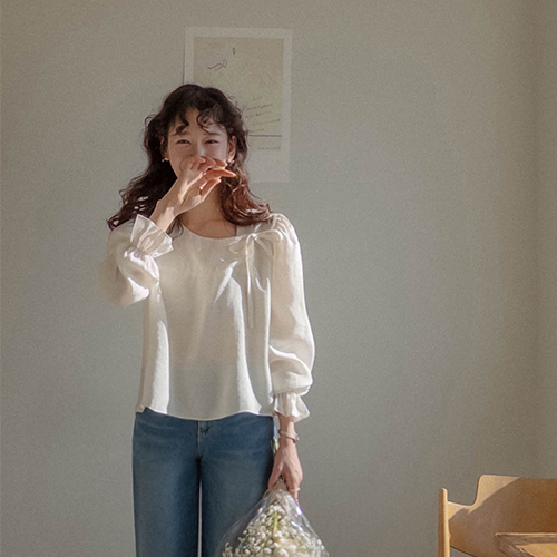 [LABEL]ラヴェルリボンボタンディテールサランはシャーリングブラウス [size:F,1]