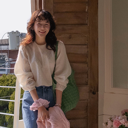 [ベスト特価5千ウォン割引] <FONT color=#5a3954>MADE LIN</font>ポルト 軽い春花松ブラウス[size:F(55～66)]