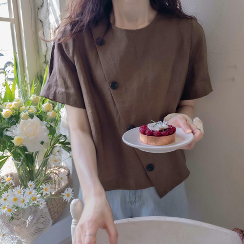 [LABEL] ピッツバーグ サマーボタン 斜線リネン 袖ピンタック ブラウス [size:F(55～66)]