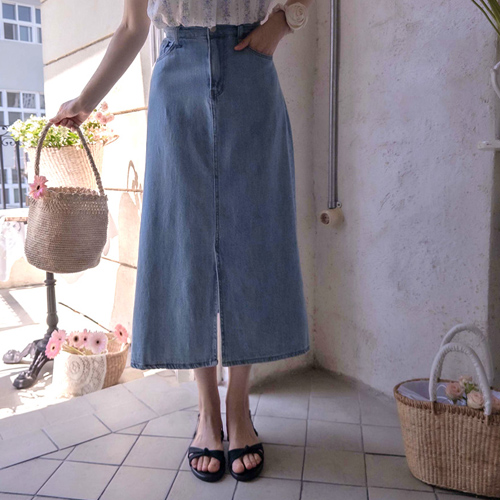 [新賞特価7千ウォン割引] <FONT color=#5a3954>MADE</font> PREMIUMルーシーサマーセミフレアスカート[size:S,M,L,XL)]