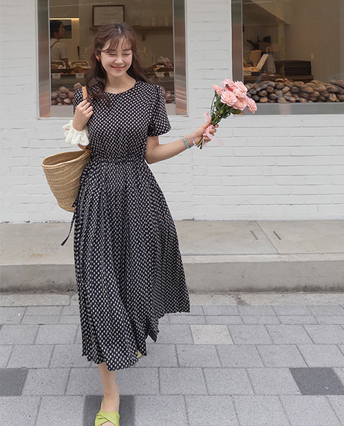 [LABEL] ルブラン くるみ心配のない軽いシーポンしわ 夏ワンピース [size:F(55～66)]