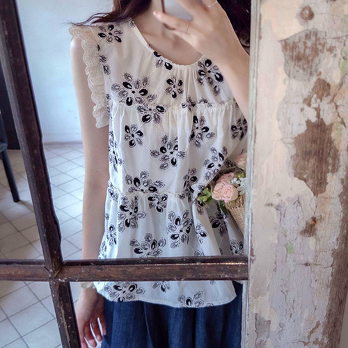 リベッカ立体花刺繍 クールなバックボタン ブラウス [size:F(55～66)]