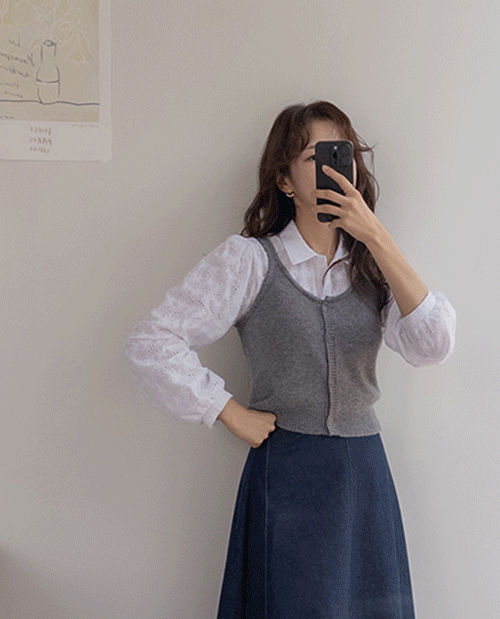 [万能レイヤード♥] ヘイディ前後着用ボタンビスティにニットベスト [size:F(55～66)]