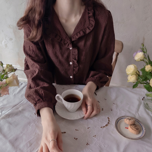 [ベスト特価4千ウォン割引] <FONT color=#5a3954>MADE LIN</font>シュフェルド・シャリンカラ 銀銀漢字数 ラブリーなブラウス[size:F(55～66)]