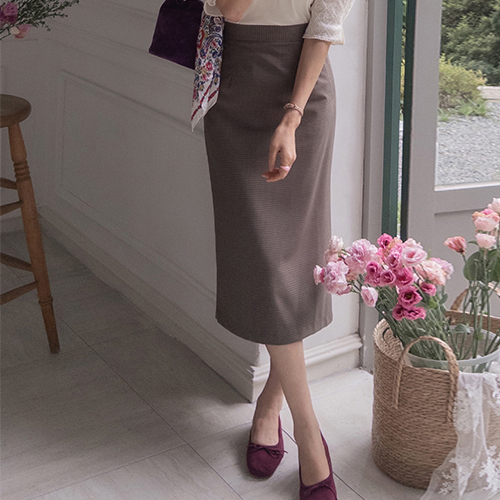 [ベスト特価1万ウォン割引] <FONT color=#5a3954>MADE LIN</font>フレニードミニチェック 後バンディングスカート[size:F(55～66盤)]