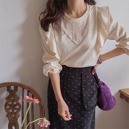 リアント愛らしいラッフルレースティーシャツ [size:F(55～66)]