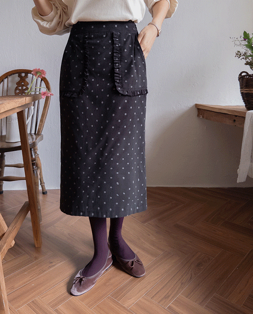 エミリー可愛らしいラッフルドット柄バンディング 裏切開 ロングスカート [size:F(55～66)]