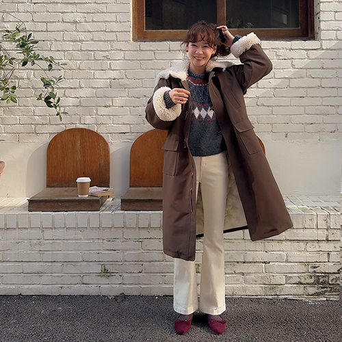 [シープスキン50％含有裏地パディング] メロウの暴食暖かいファービックカラーツーウェイ ダックダウン 野上パディング [size:F(55～66盤)]