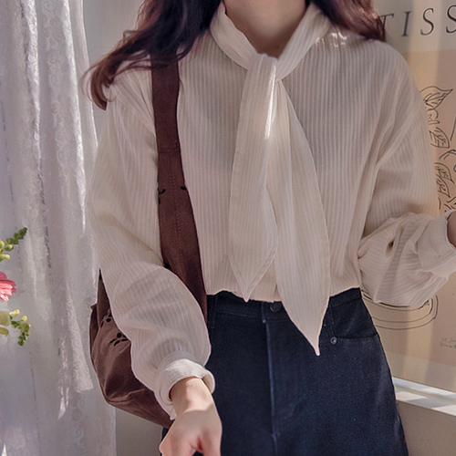 アンブランチタイ 陰々たるジュールパターン起毛ブラウス [size:F(55～66)]