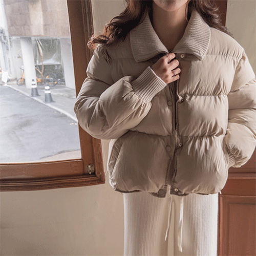 [二重着たようなバディング] ウェイディ ニットカラー レイヤード パディングジャンパ [size:F(55～66盤)]