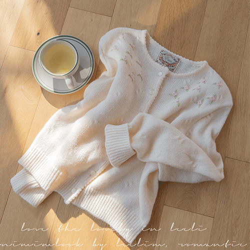 [ウール65%] ラブリームードフラワー刺繍 カーディガン [size:F(55～66)]