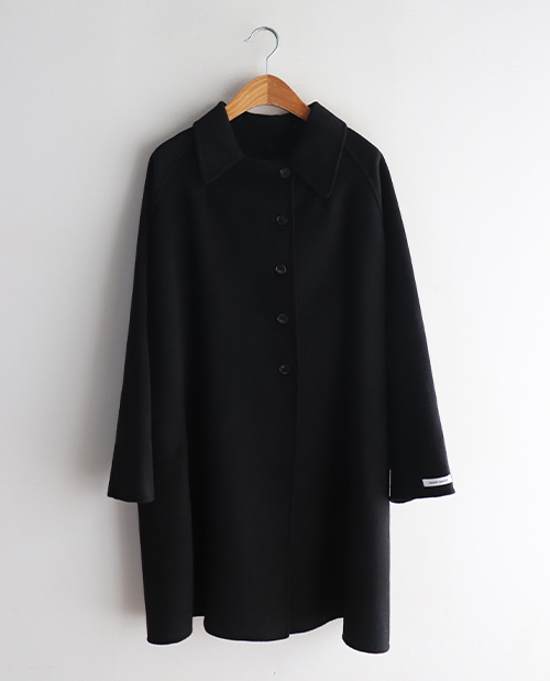 [サンプルセール]ハンドメイドウール100％ブラックコート