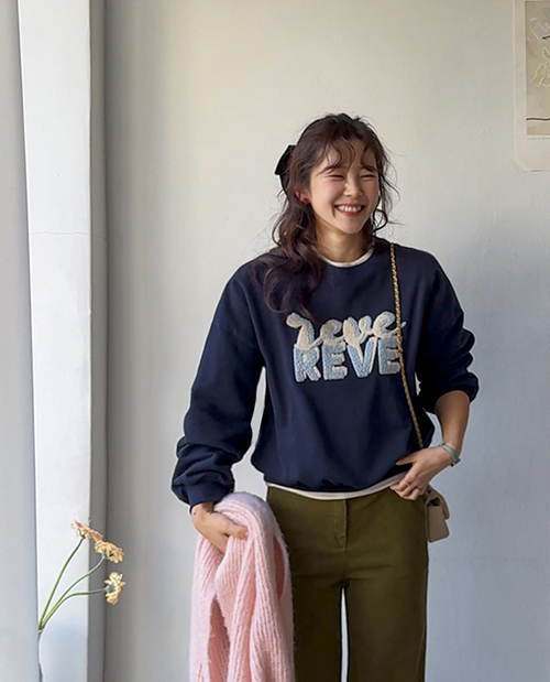 [ドトム羊起毛][LABEL]マデルデイリーな立体レタリングマンツーマン[size:F(55～66盤)]