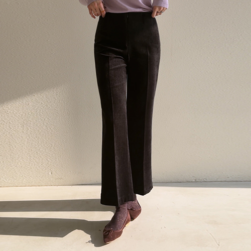 [新特価6000ウォン割引] <FONT color=#5a3954>MADE LIN</font>ポメイちゃんちゃんブール両起毛セミブーツカットパンツ