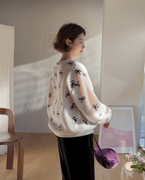 [LABEL] ポグンポグンレニア リボンパターン ウールレースポイントマンツーマンTシャツ [size:F(55～66盤)]