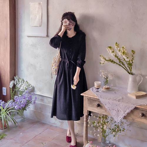 [新賞特価9千ウォン割引] <FONT color=#5a3954>MADE LIN</font>アンフランスネクリーボン ウエストストラップ ラブリー 銀銀チェック ワンピース[size:F(55～66)]