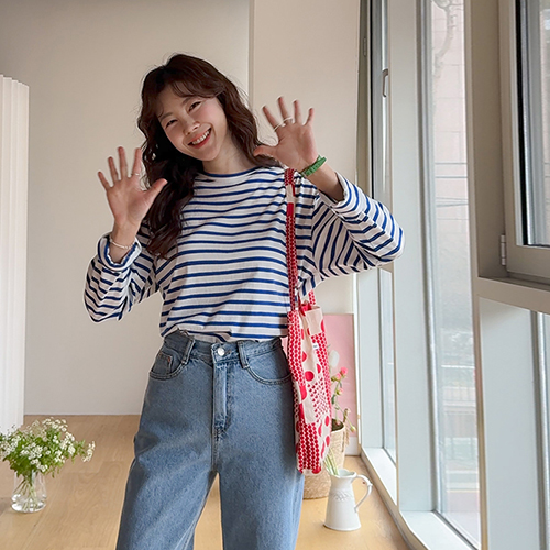 【新賞特価5千ウォン割引】 <FONT color=#5a3954>MADE LIN</font>マリン フィトゥルストライプティーシャツ【size:F(55~66)】