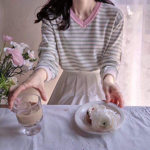 シュクリナ爽やかなダンガラネック配色 柔らかい板ニット [size:F(55～66)]