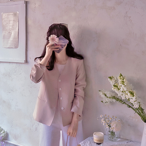 [春先着25%割引] <FONT color=#5a3954>MADE LIN</font>エルベVライン すっきりフィット ジャケット[size:F(55～66)]