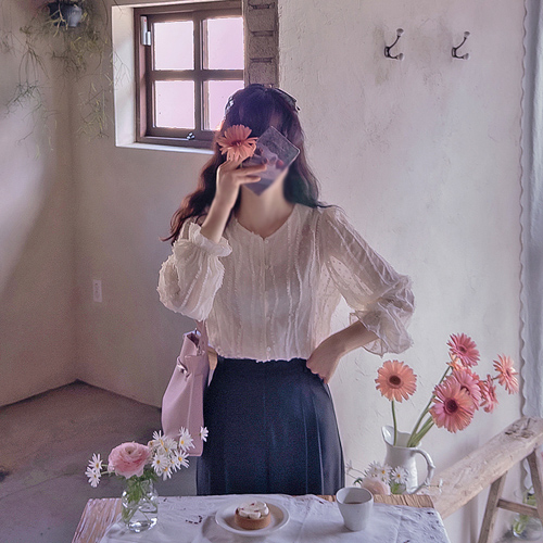 [新賞特価7千ウォン割引] <FONT color=#5a3954>MADE LIN</font>ホリントットウェーブプリルブラウス[size:F(55～66)]