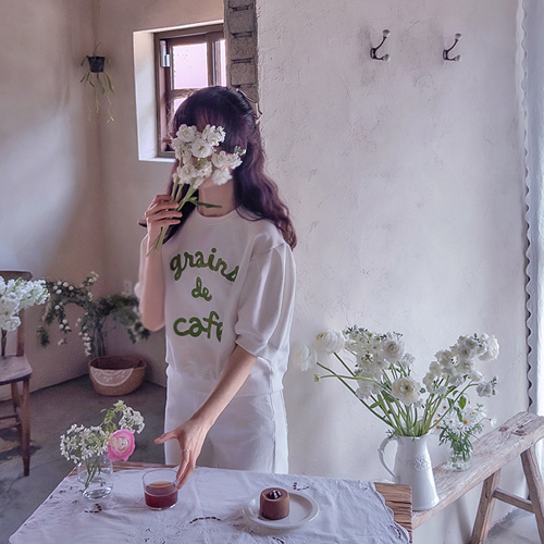 スプリングカフェ立体的レタリング刺繍かわいいフィットティー[size:F(55～66)]