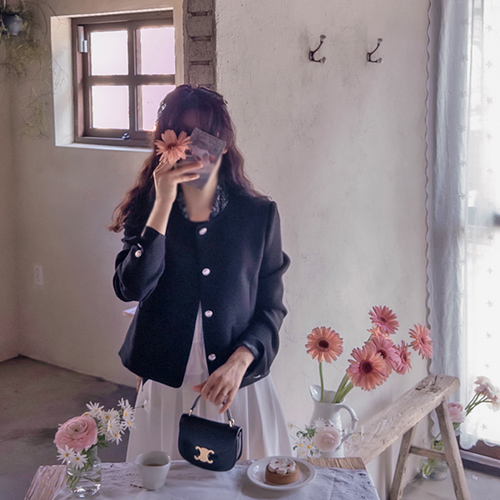 [春先着 15%割引] <FONT color=#5a3954>MADE LIN</font>フロビー ラウンドネック シルバーボタンジャケット[size:F(55～66),1(77)]