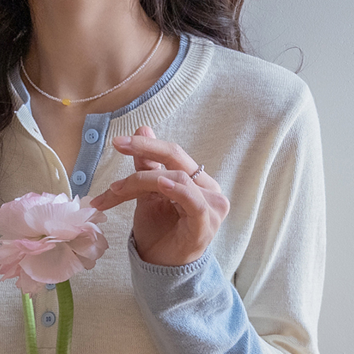 ジェスティン女性らしいシルエット配色ニット [size:F(55～66)]