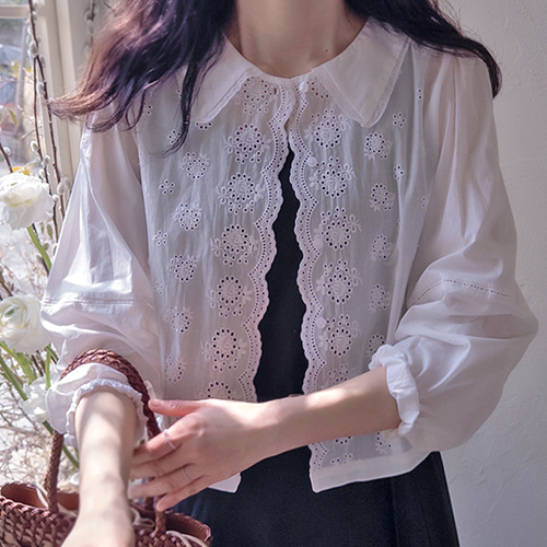 ハーネスミニパンチングフラワー刺繍波状ポイント ブラウス[size:F(55～66)]