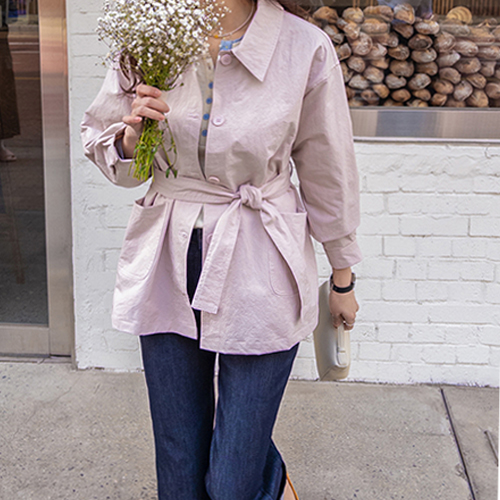 リアンカジュアルながら女性らしいベルトシングルジャケット [size:F(55～66盤)]