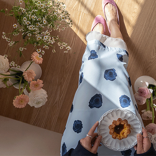 ラビエンブルーローズシフォン裾ロングスカート [size:F(55～66盤)]