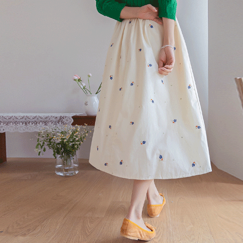 ロゼティフローラ刺繍 フルAラインスカート [size:F(55～66盤)]