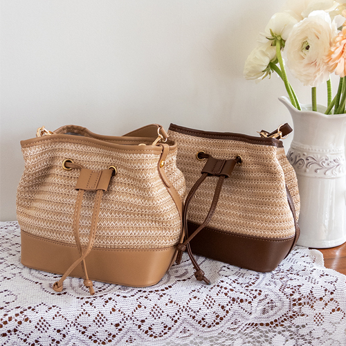 モーニングイエローラタンバケットバッグ