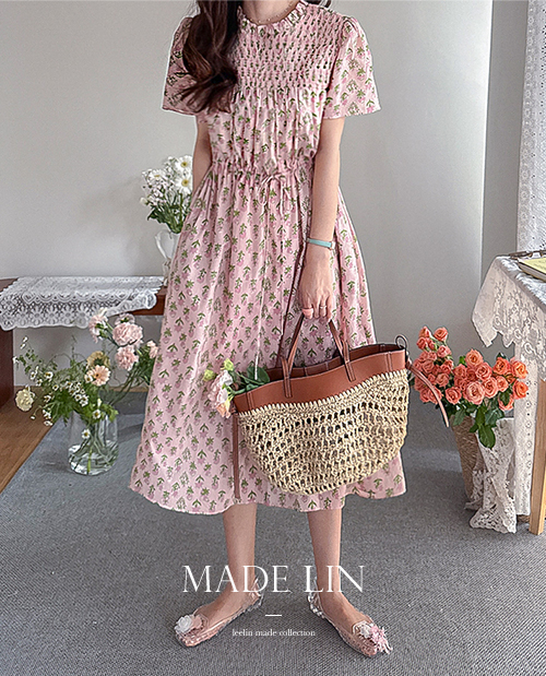 [新賞特価5千ウォン割引] <FONT color=#5a3954>MADE LIN</font>セリエフラワースモークストリング ワンピース[size:F(55～66)]