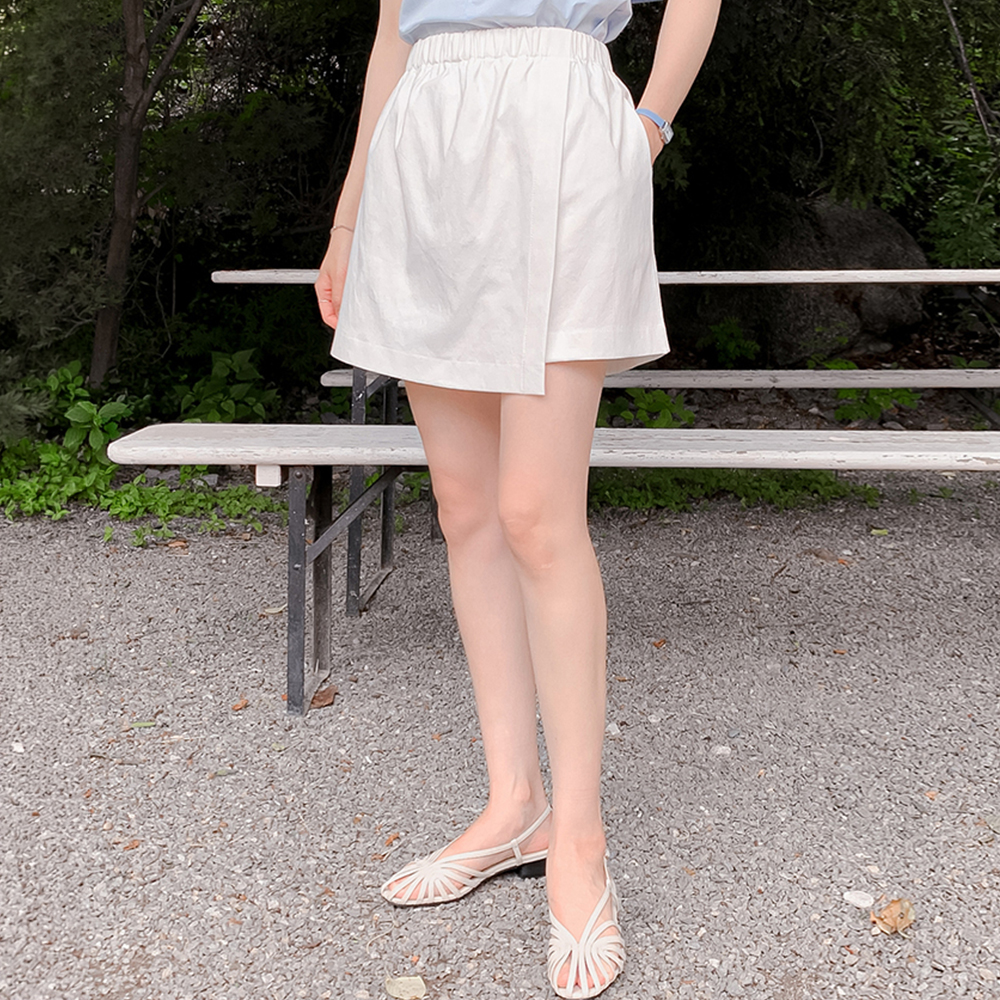 ルエンヌの女性らしく、端正なハーフスカートパンツ[size:F(55～66盤)]