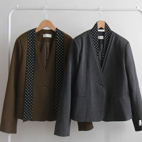 [特価30%★限定数量] シュヴェニクマフラーセット ネックポイント洗練ジャケット[size:F(55～66)]